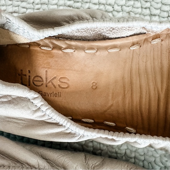 Tieks Taupe Leather Ballet Flats with Teal Accent - Picture 5 of 5